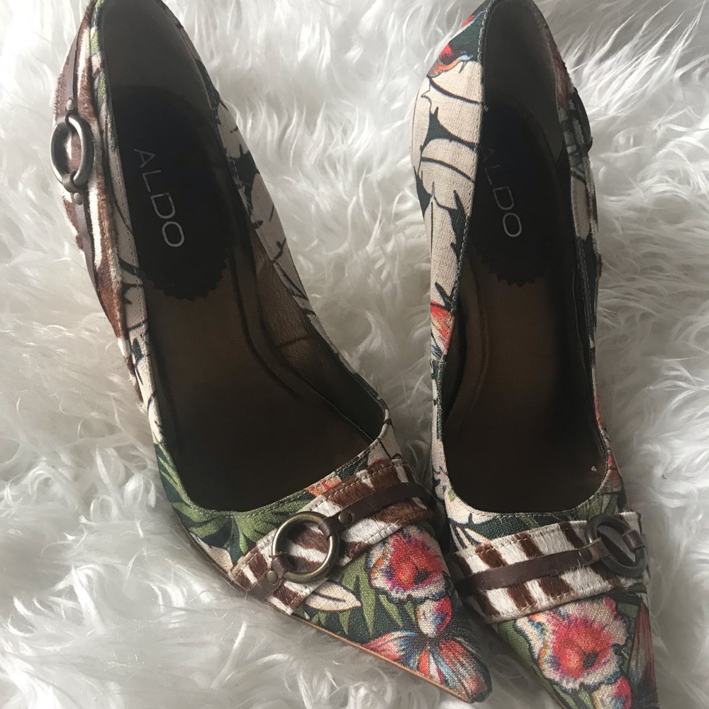 Aldo 4” flowery heels
